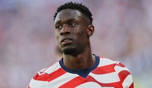 La Real Federación Belga de Futbol señaló contradicciones de FIFA con su reglamento, al levantar suspensión a Florian Balogun en los Octavos del Mundial.