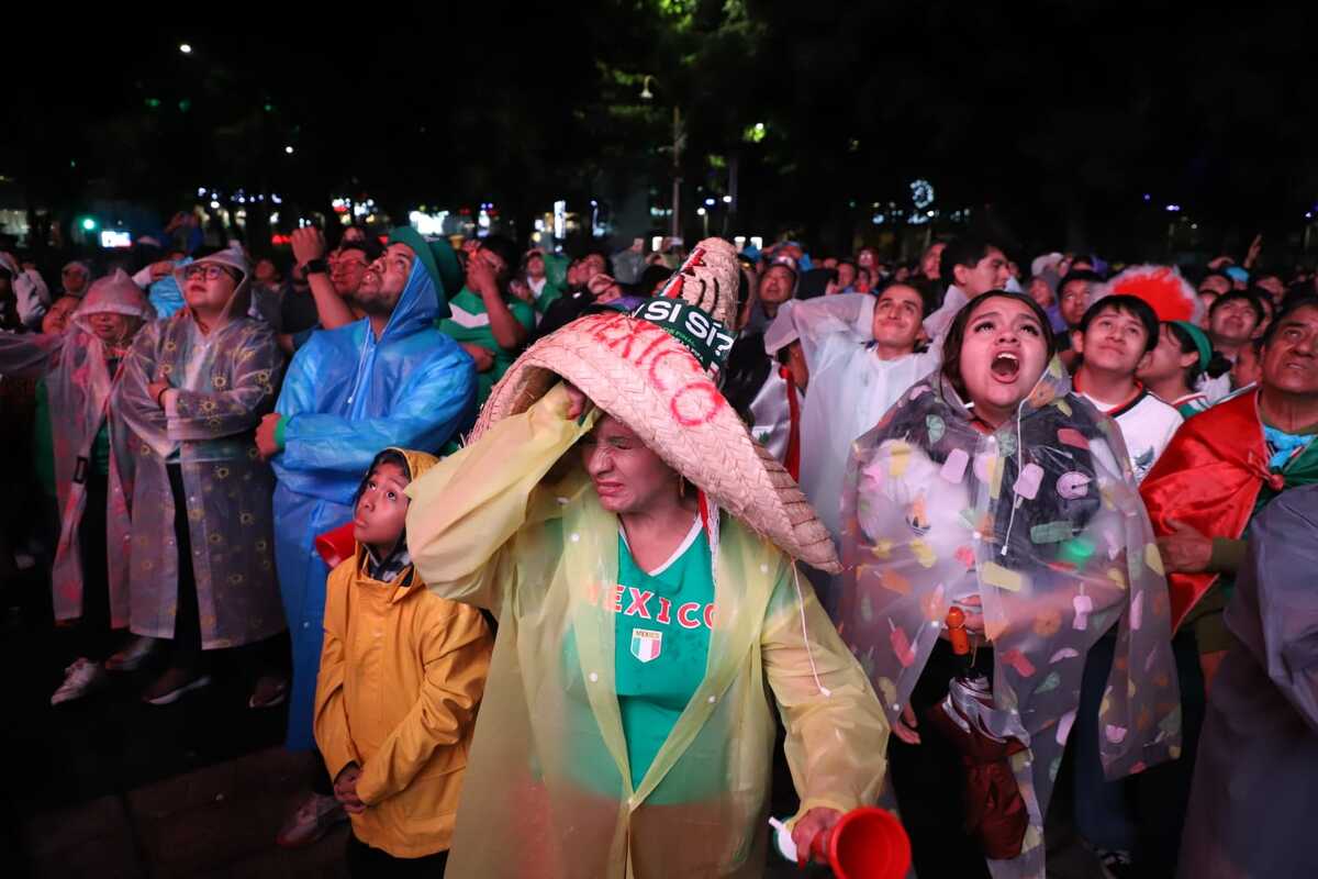 La representante de México en el Mundial, comentó en entrevista teléfónica sobre la permanencia de los 'Fan Fest' en México. | Javier Ríos