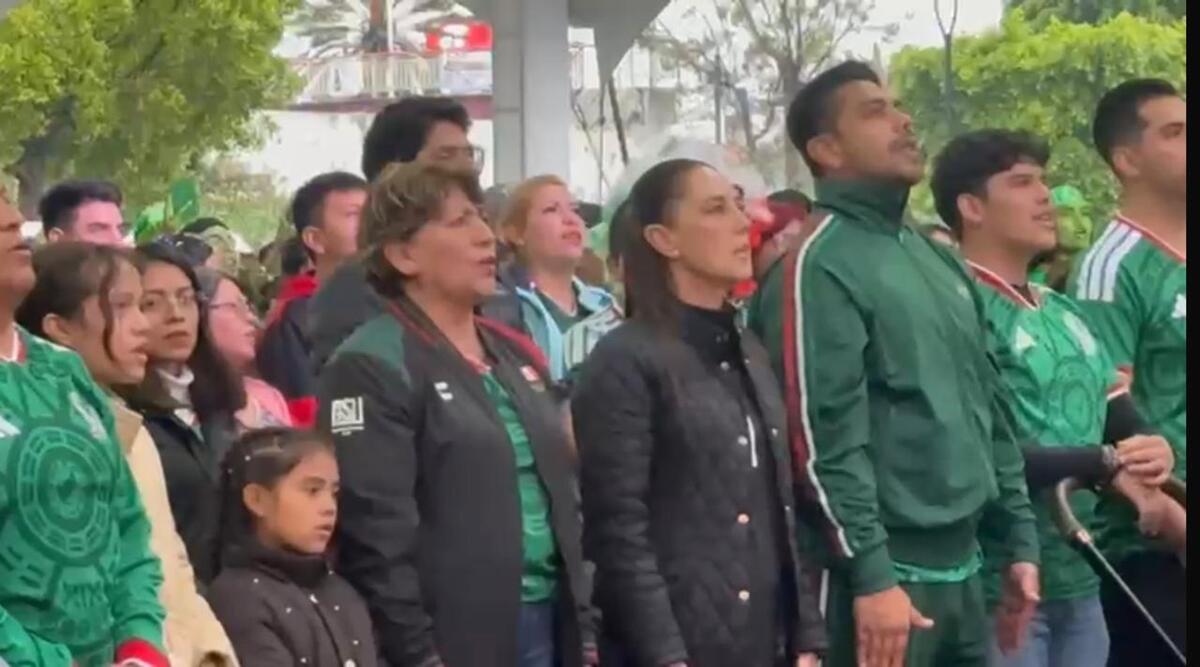 Sheinbaum disfruta el partido de la Selección Mexicana. | Foto: Especial