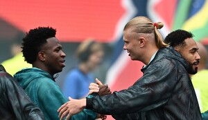 La emotiva despedida de Vinicius y Erling Haaland tras eliminación de Brasil en el Mundial.