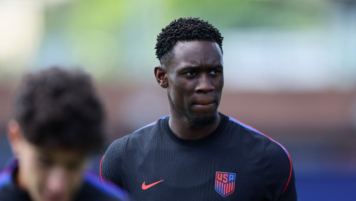 Federación belga impugnará la participación de Balogun con EU tras no recibir explicación de FIFA (Reuters)