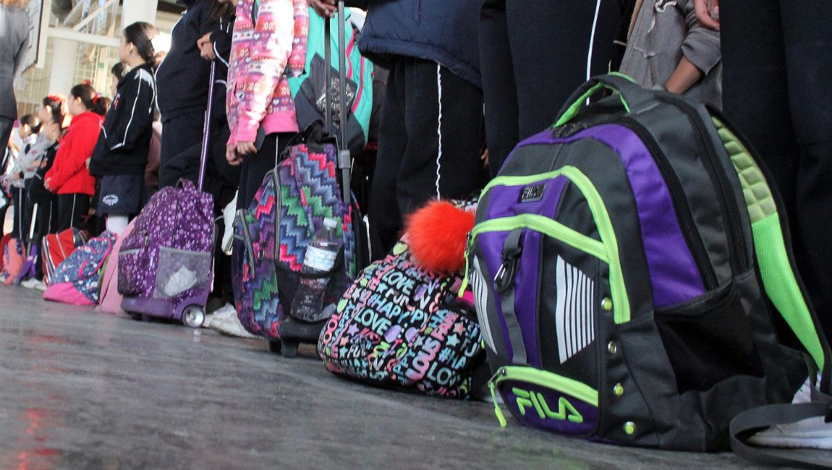 Los padres de familia insisten que se instale de manera permanente el programa de mochila segura | Leonel Rocha