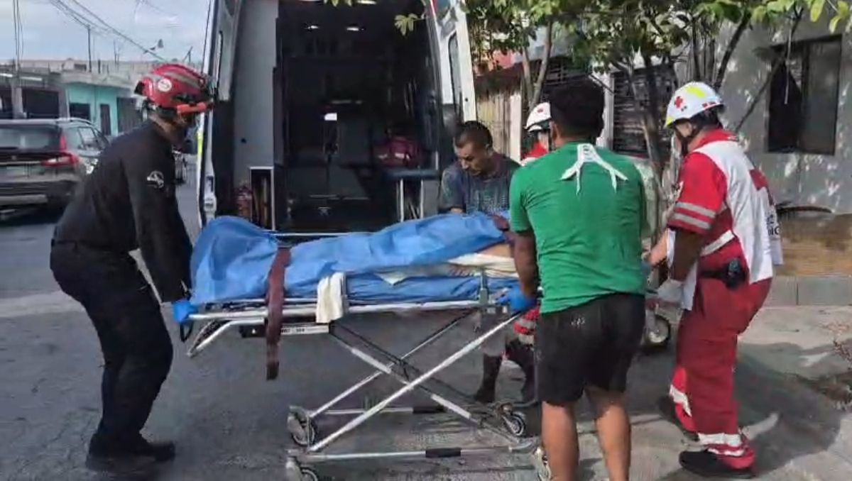 Don Fermín López recibe atención médica en una clínica de Monterrey. | Especial