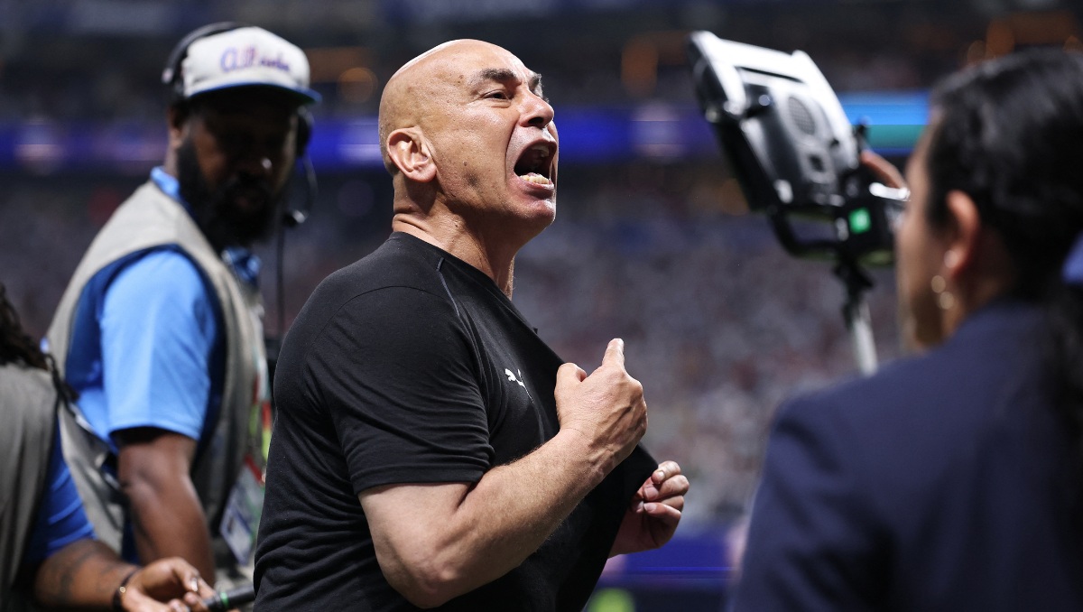 Entrenador de Egipto denuncia "injusticia" arbitral tras su eliminación ante Argentina (AFP)