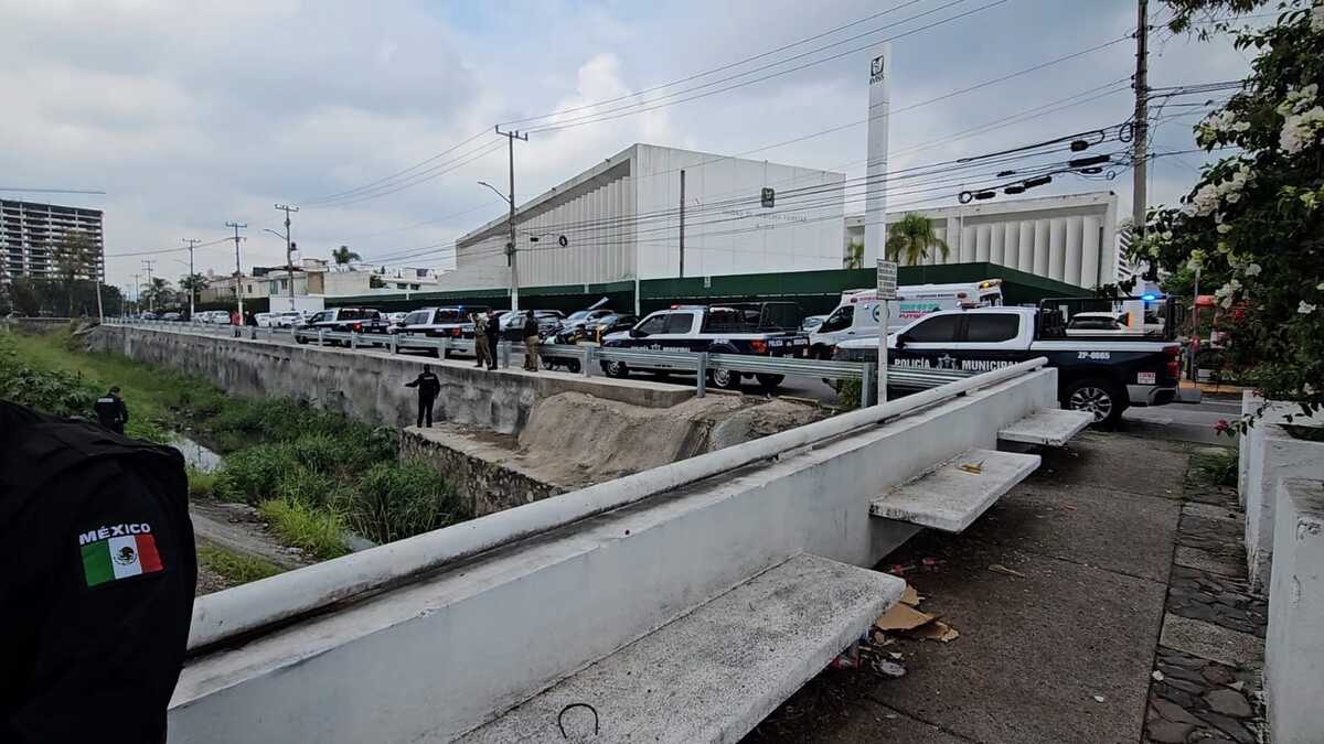 El hallazgo ocurrió en el canal de la colonia Jardines Guadalupe. (Juan Carlos Munguía)