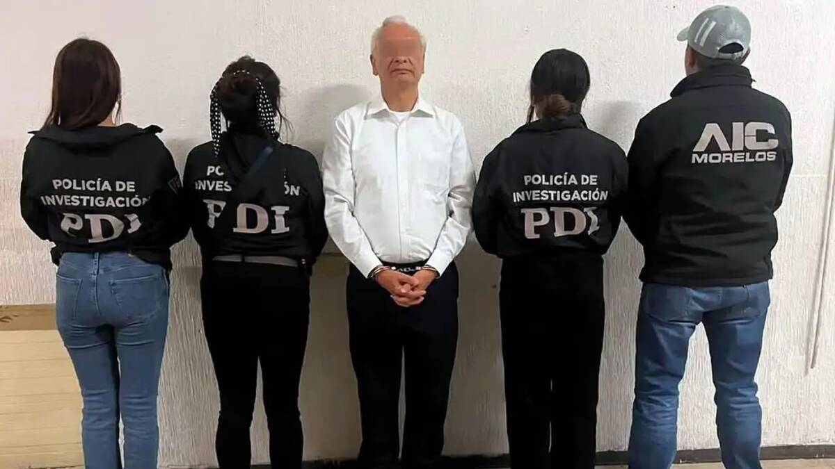 Envían al penal a exdirector de Pemex, Víctor Rodríguez, por violencia familiar