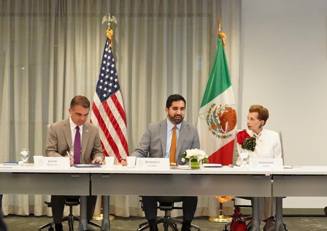 Lazzeri participó en una reunión con la organización Atlantic Council. | Foto: X (@robertolazzeri)