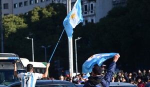 Muere aficionado durante los festejos por triunfo de Argentina sobre Egipto en Octavos de Final del Mundial.