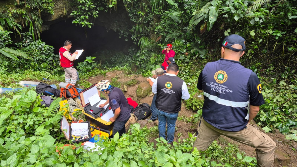 PC Puebla recupera cuerpo sin vida en gruta de Cuetzalan | Fotos: Gobierno de Puebla