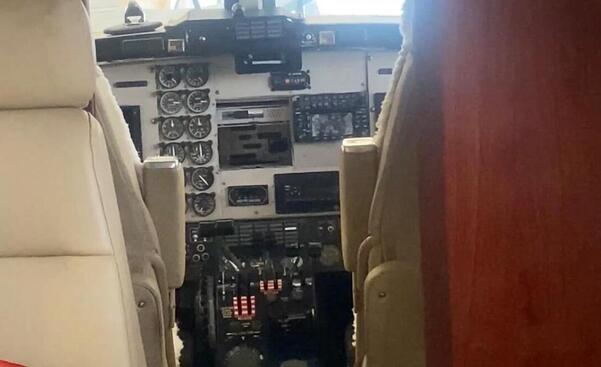 Antes de entregar la aeronave al museo, el FBI retiró el equipo que almacenaba información sobre sus rutas.