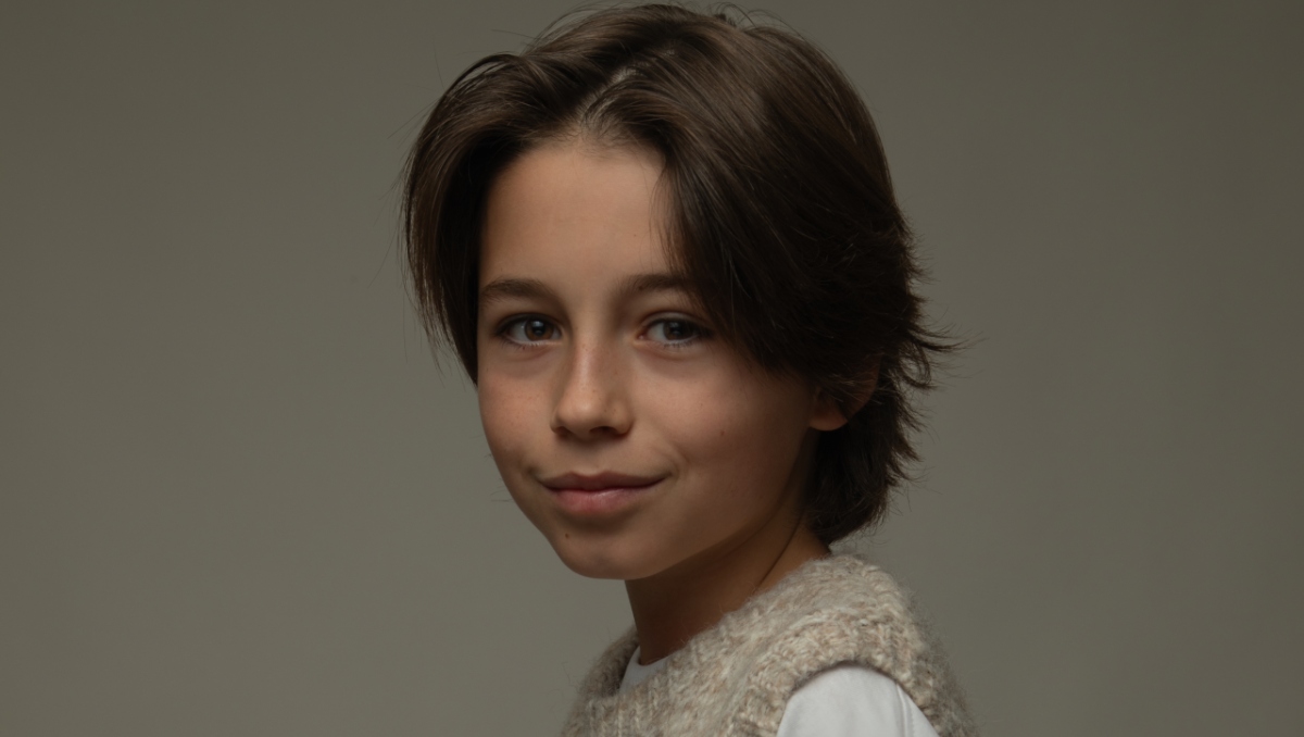 El pequeño da vida a Felipe en la nueva serie de Netflix. | Especial