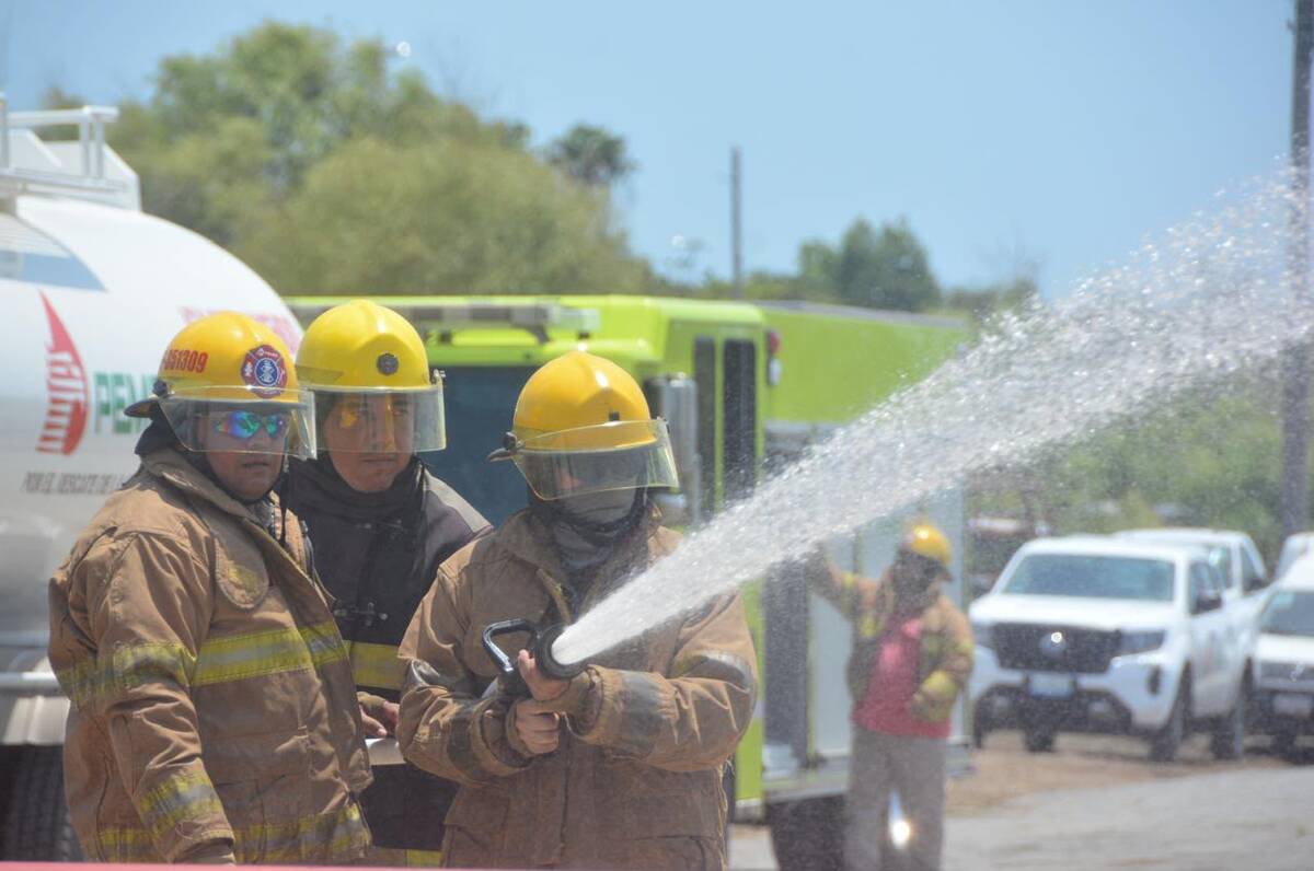 Personal de Pemex realizará un simulacro por emergencias químicas en diversas instalaciones de Tamaulipas como parte del DINAPREQ 2026. | Cortesía