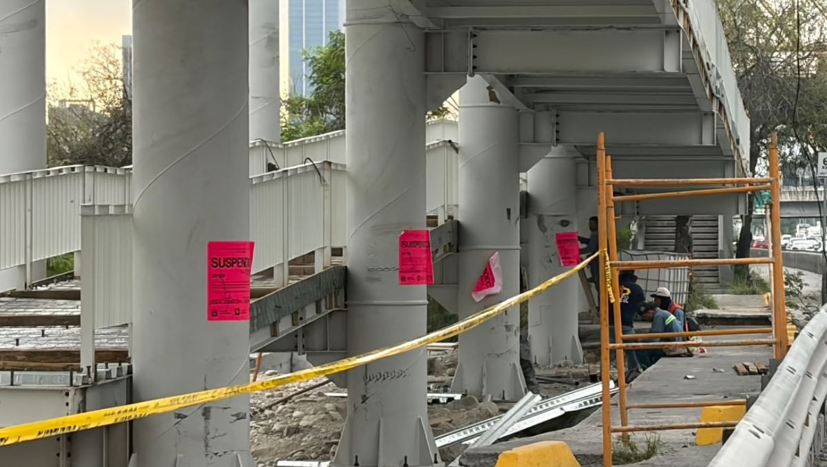 Trabajadores permanecen en la construcción intervenida por el municipio | Gabriela Garza