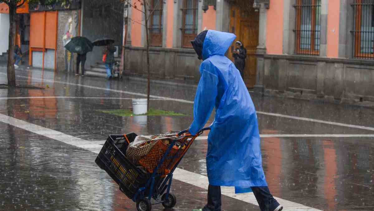 Circulaciones ciclónicas y la onda tropical 17 favorecerán lluvias e inestabilidad en Edomex. | Foto: Cuartoscuro