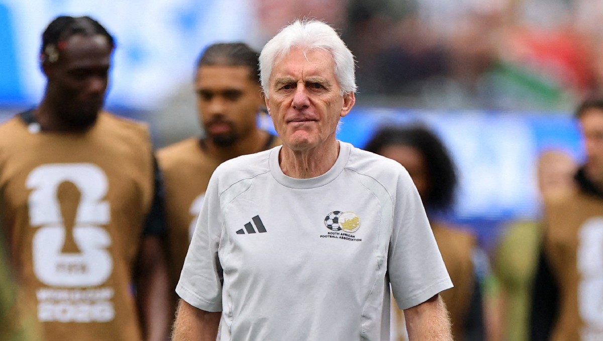 Hugo Broos deja de ser el director técnico de Sudáfrica tras la eliminación del Mundial 2026 (Reuters)