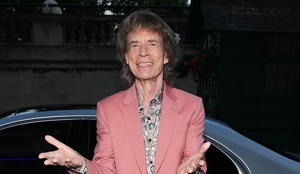 Mick Jagger, cantante de los Rolling Stones, se hizo presente en las butacas del Estadio Miami para el partido de Noruega vs Inglaterra del Mundial 2026.
