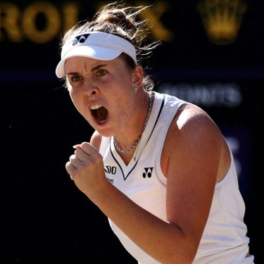 Linda Noskova le dedica su triunfo en Wimbledon 2026 a su madre fallecida luego de conseguir su primer Grand Slam.