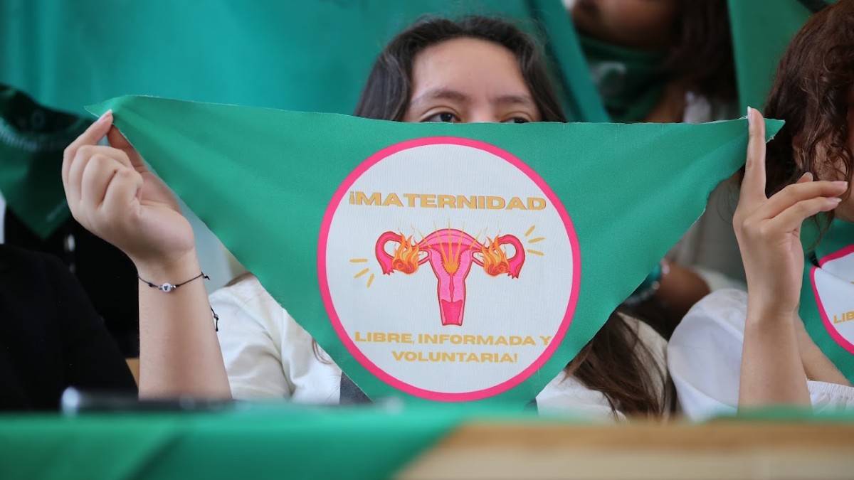 Quien brinda la información sobre el aborto explica que únicamente emplean dos medicamentos. | Dany Béjar.
