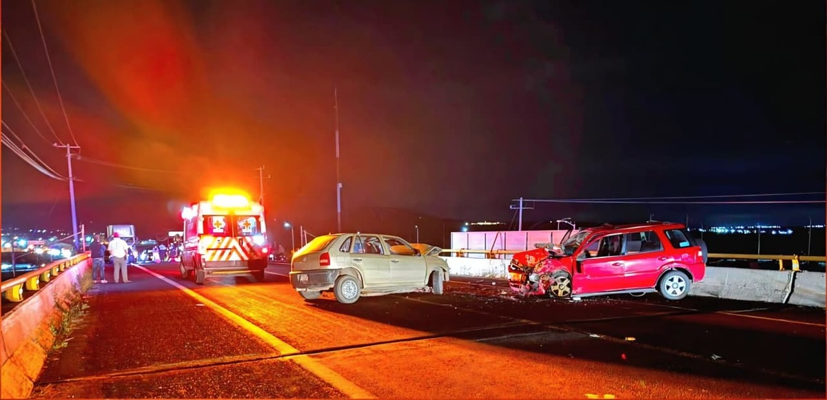 El percance de mayor gravedad ocurrió en la carretera Apan- Calpulalpan, a la altura del puente del Arco Norte. (Cortesía)