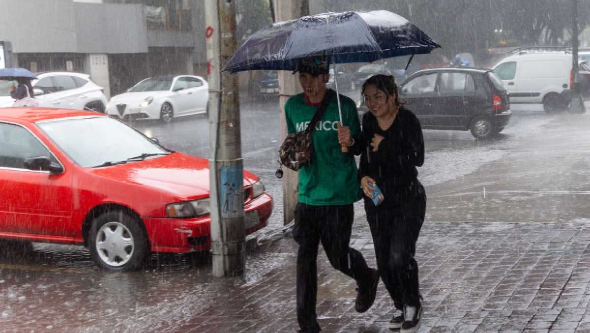 Los canales de baja presión provocarán lluvias con granizo en el Estado de México y la Ciudad de México. | Foto: Cuartoscuro