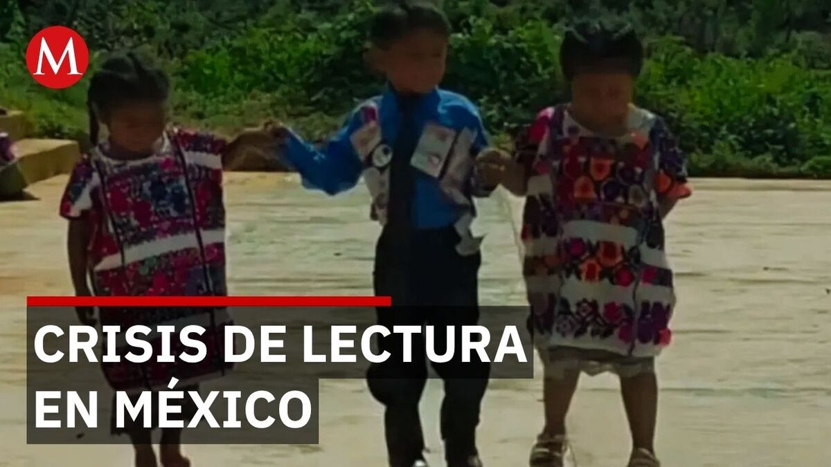 México celebra a Javier graduado de preescolar mientras 3 mil niños no aprenden a leer