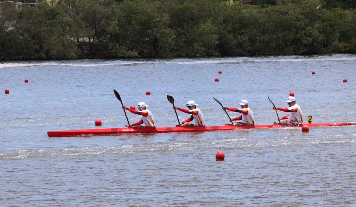 Participaron en la carrera K4 500 metros, en la categoría 17-18 años. (cortesía)
