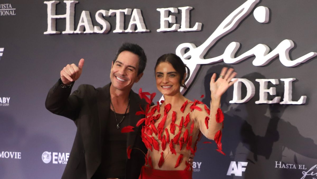 Aislinn Derbez y Mauricio Ochmann vuelven a compartir pantalla en “Hasta El Fin Del Mundo” | Roberto Alanís