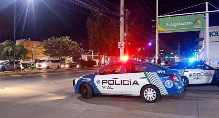 El conductor aparentemente aceleró y los arrolló varios metros. | Archivo