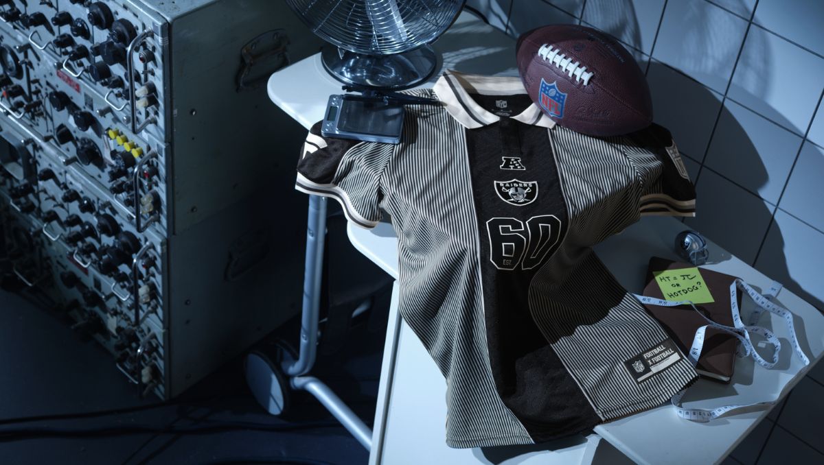 Football x Football 2026 une el futbol americano y el soccer en una colección exclusiva. (Cortesía)