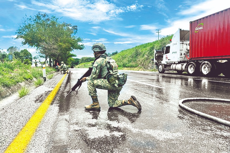 Operativo carretero en el municipio de Cuauhtémoc. ESPECIAL