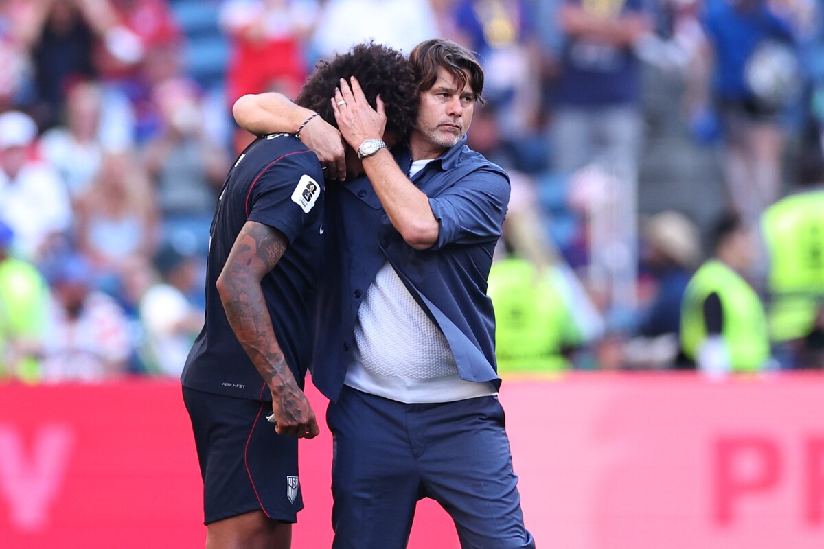 El director técnico y entrenador principal de la selección de Estados Unidos. | Foto: Robbie Jay Barratt - AMA/Getty Images