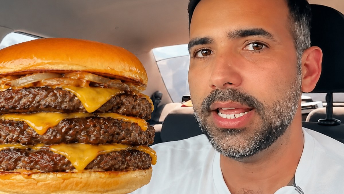 ¿Qué es la hamburguesa TRIPLE? Ésta es la HISTORIA real del caso viral (Foto: IA M2)