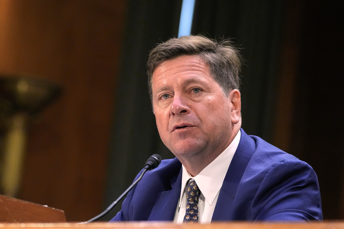Jay Clayton testifica durante audiencia de confirmación del Comité de Inteligencia del Senado. | AP