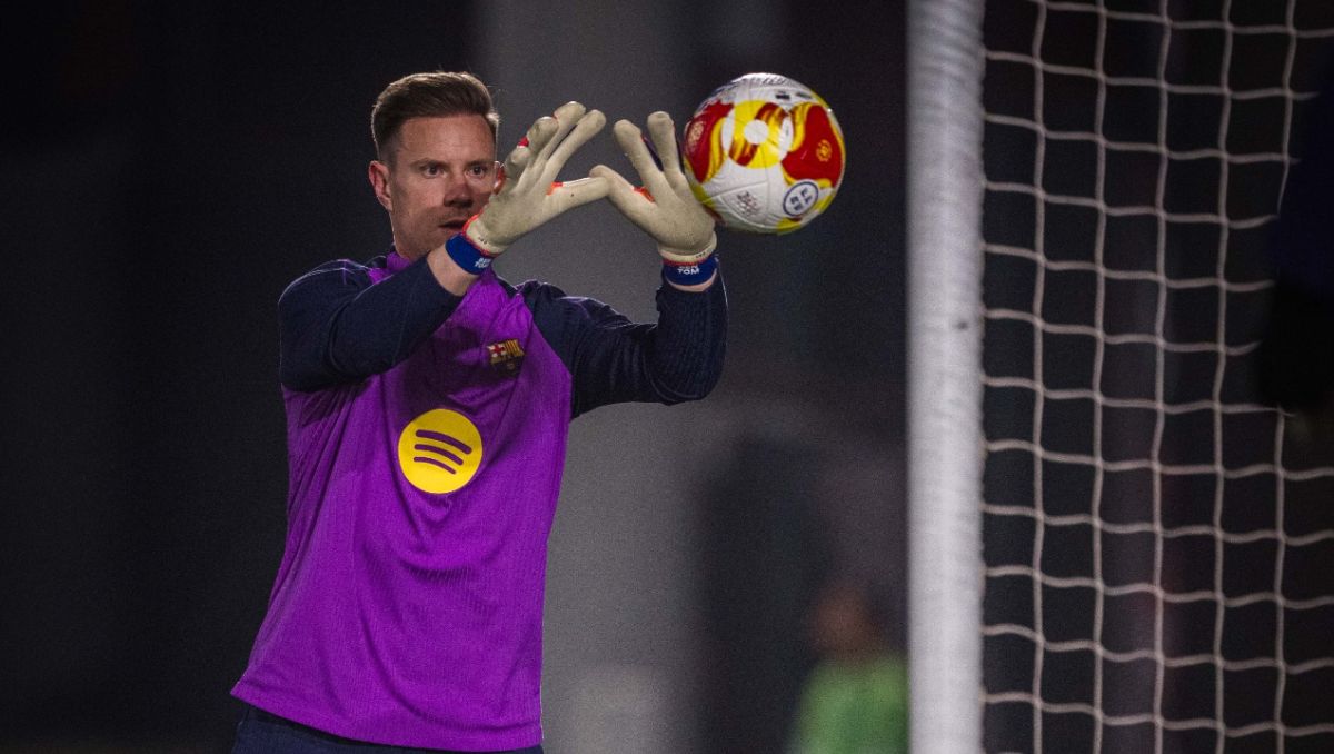 Ter Stegen cerca de irse del Barcelona en préstamo al Ajax (X @FCBarcelona)