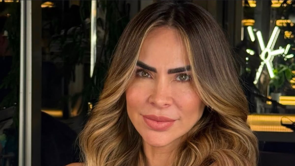 Aylín Mujica tiene 3 hijos (RS)
