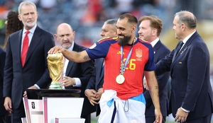 Borja Iglesias recordó para TUDN el día que renunció a la Selección de España en apoyo a Jenni Hermoso contra Luis Rubiales; hoy en día es campeón del mundo.