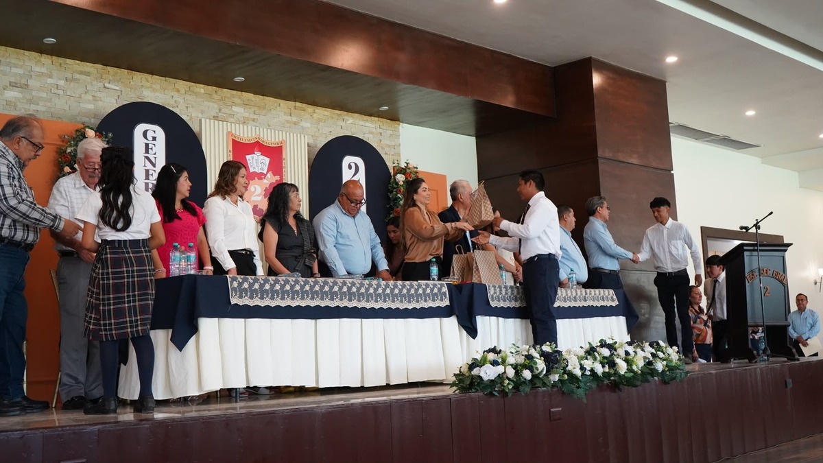 Escuelas buscan respaldo municipal para mejorar planteles en Huejutla