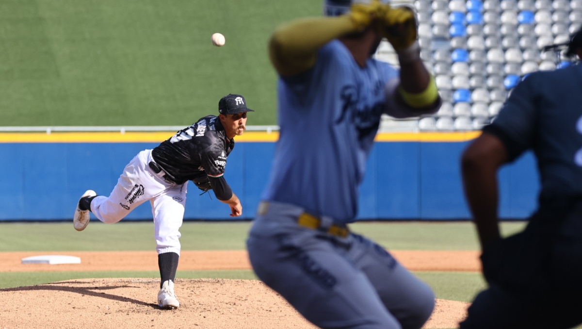 Sultanes pierde el último juego de la serie ante Rieleros en el Walmart Park (Roberto Alanís)