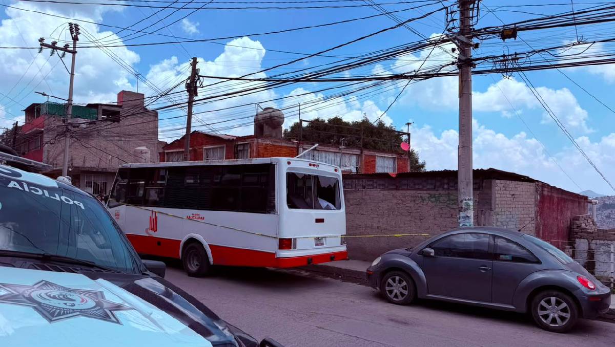 Matan a hombre al interior de transporte público. | Foto: Especial