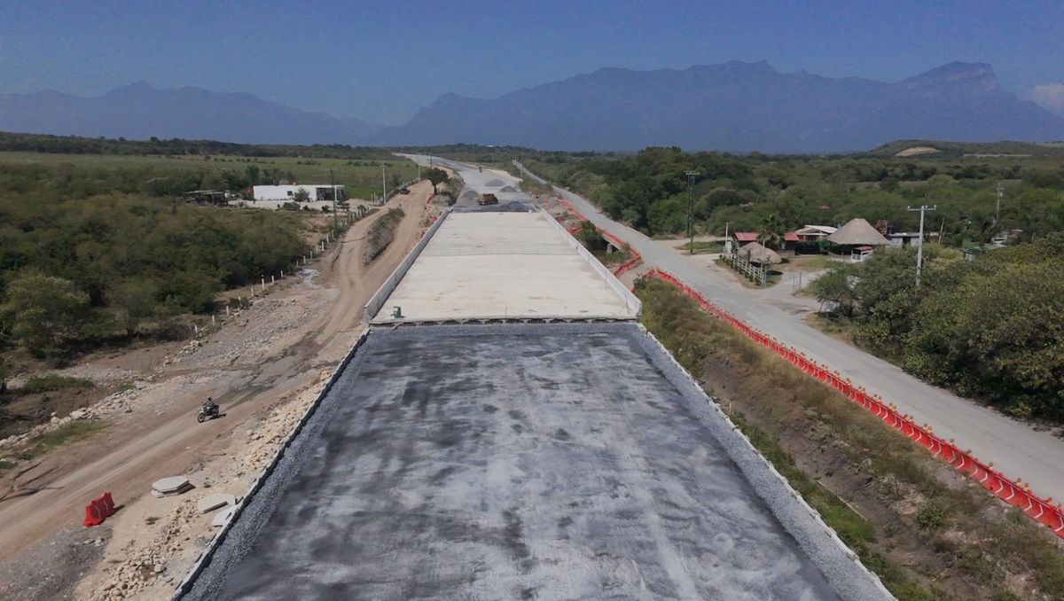La Carretera Interserrana busca conectar a Nuevo León con San Luis Potosí y Tamaulipas. | Jorge López