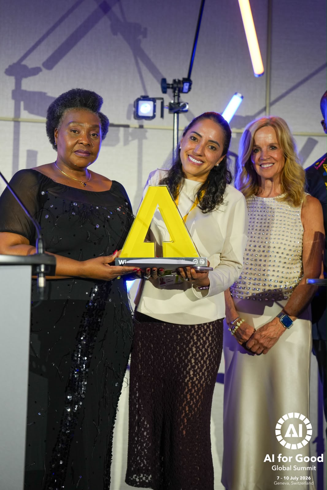 Daniela Camberos, la primera mexicana en ganar premio de IA de la ONU