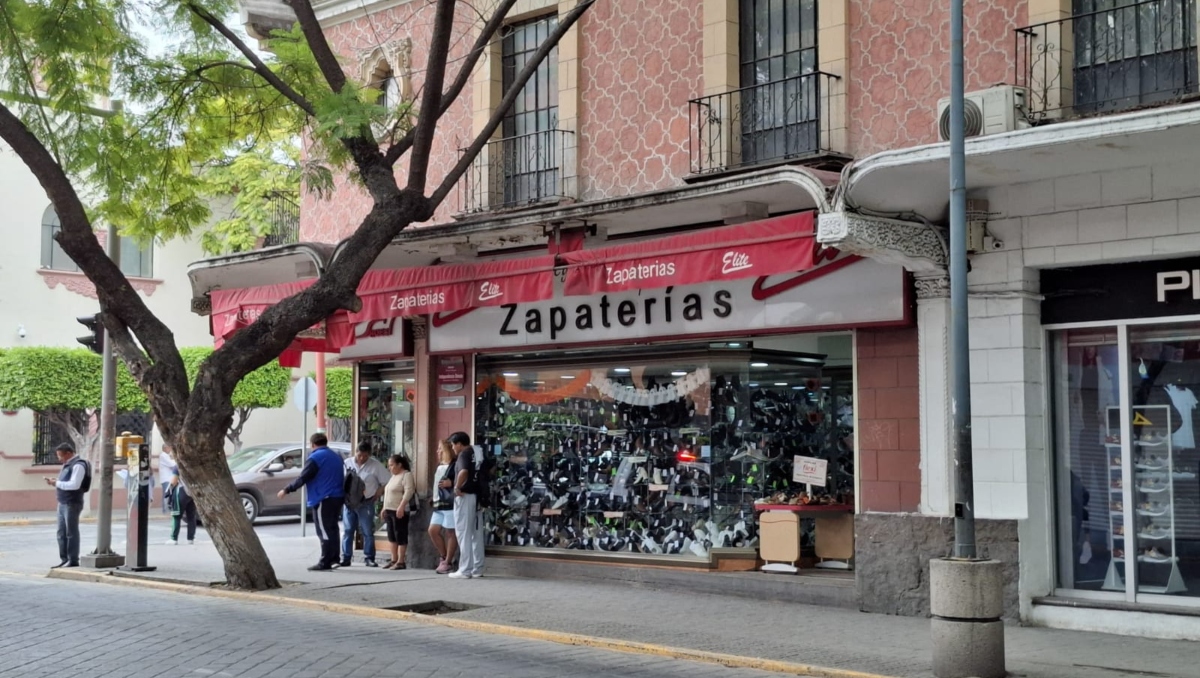 Esperan alza en ventas por vacaciones y regreso a clases en Tehuacán | Especial