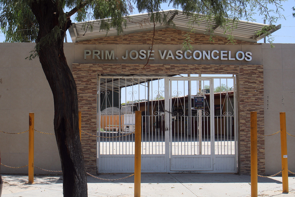 Promueven cámaras en 1,200 escuelas de La Laguna de Durango.| Rolando Riestra.