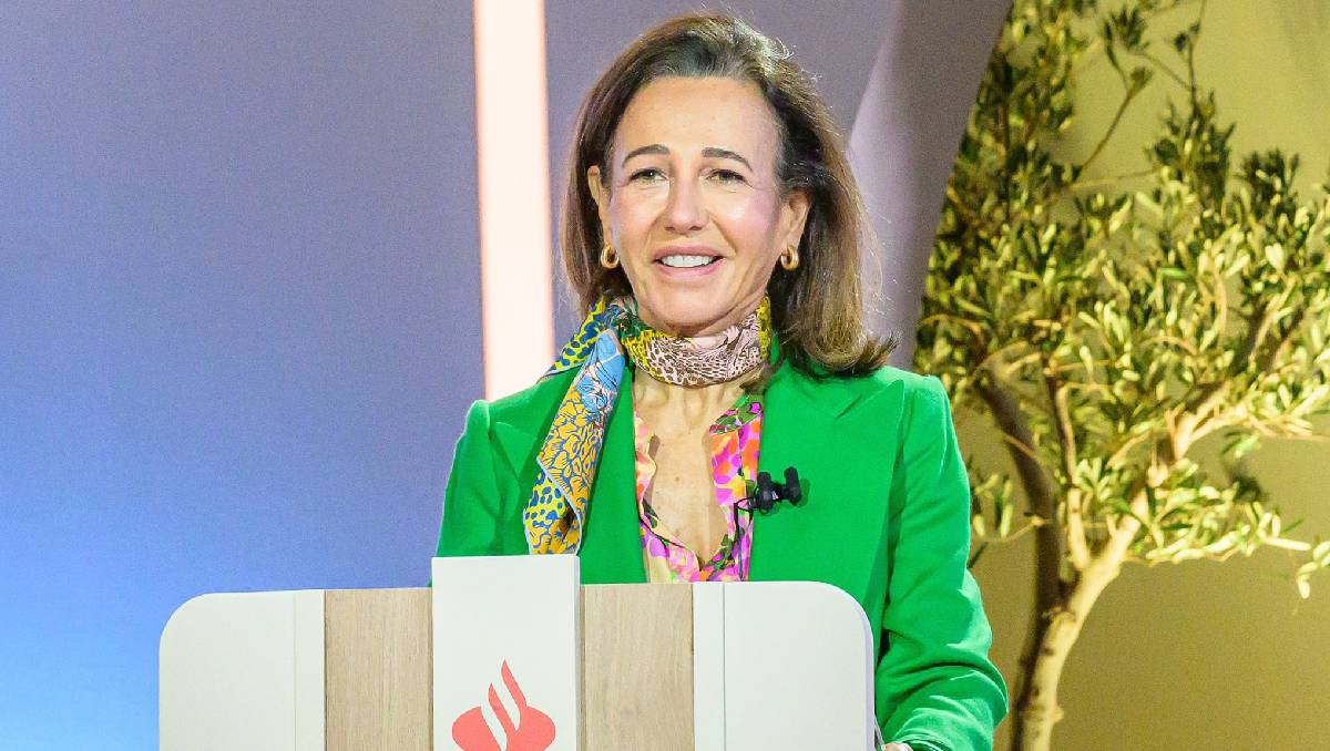 Ana Botín, presidenta de Banco Santander, habla sobre los resultados financieros de la entidad. | Foto: Especial