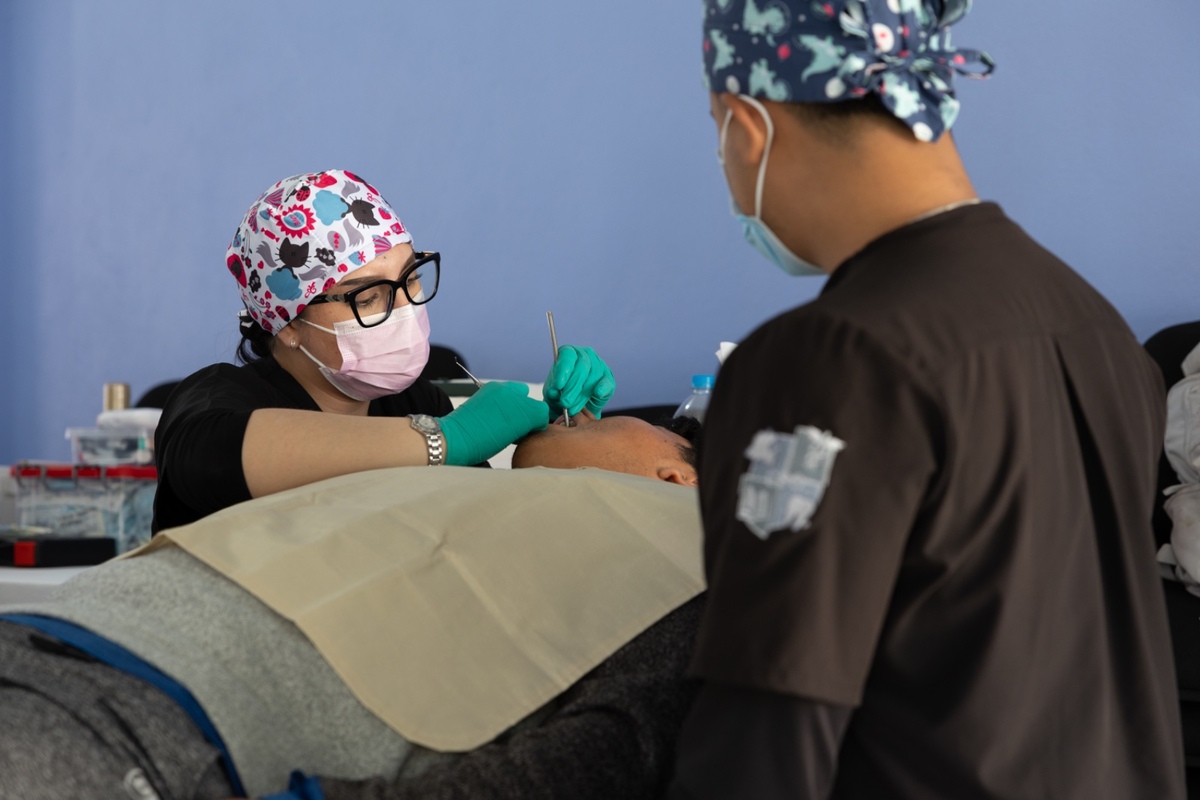 Benefician a familias de Zimapán con Jornada de Cirugías Orales. (Cortesía)