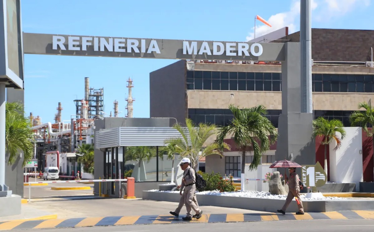 Empresas de Tamaulipas reciben pagos de Pemex. | Yazmín S.