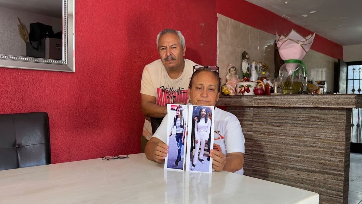 La familia de la joven desaparecida pide ayuda para localizarla. | Víctor González