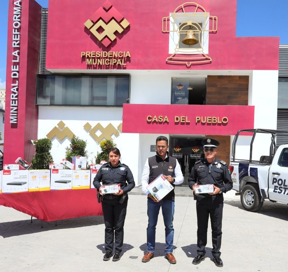 Fueron entregados 50 kits de videovigilancia. (Cortesía)