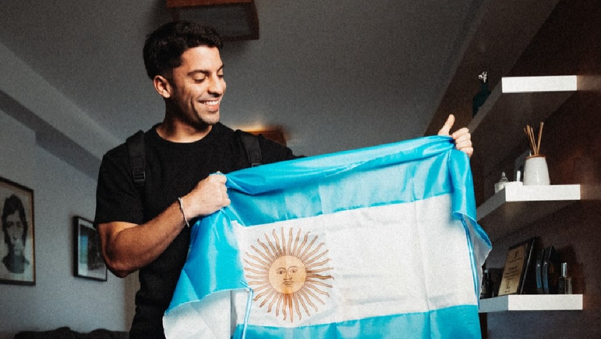 Gastón Edul, periodista que cubre a la selección argentina y peleador en la Velada del Año VI (Instagram @gastonedul)
