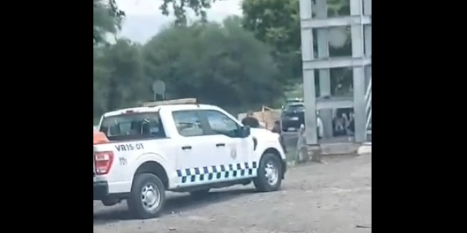 El accidente sucedió a la altura del municipio de Ixtlahuacán de los Membrillos. (Cortesía Policía de Jalisco)